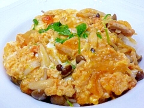 鶏肉としめじとトマトで♪　イタリアン親子丼